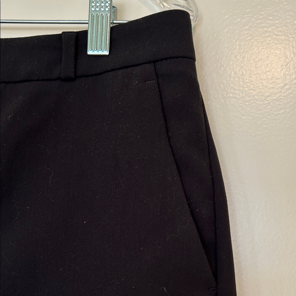 Banana Republic Black Shorts size 2 - Picture 2 of 6